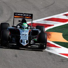 Nico Hülkenberg rueda con los superblandos