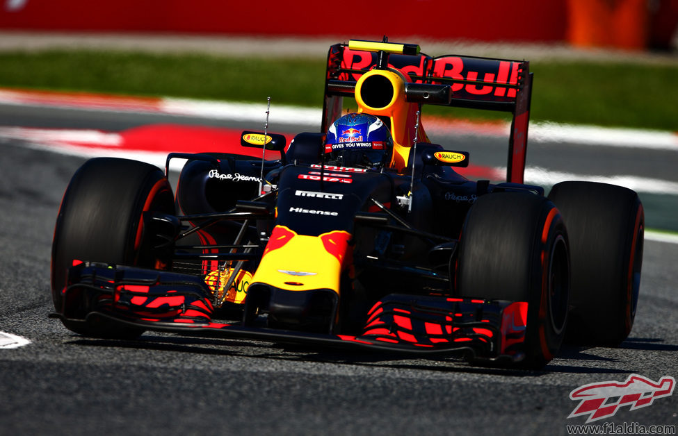 Max Verstappen debuta con el RB12