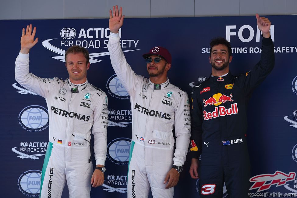 Lewis Hamilton, Nico Rosberg y Daniel Ricciardo triunfan