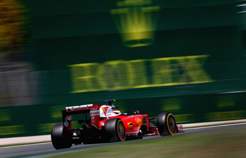 Kimi Räikkönen rueda con neumáticos blandos