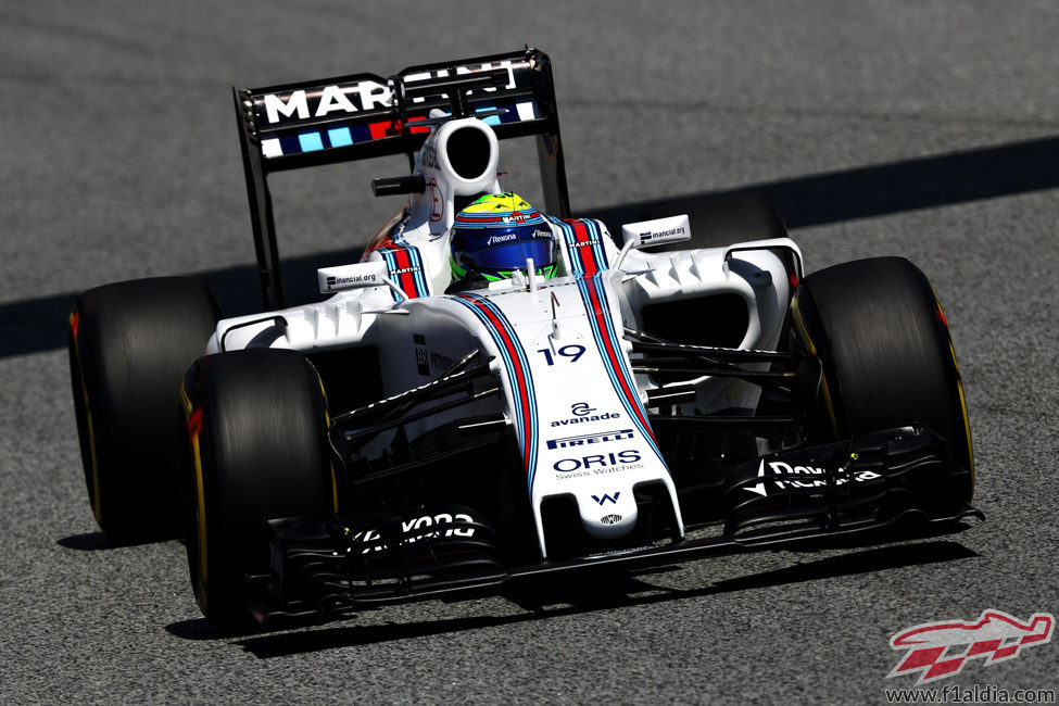 Felipe Massa rueda con neumáticos blandos