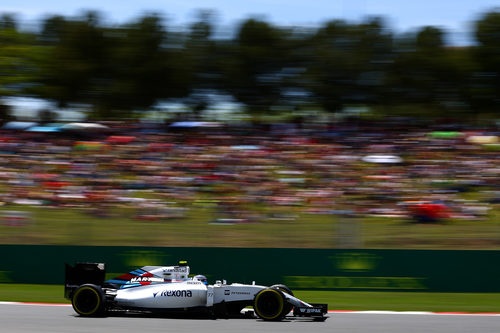 Valtteri Bottas rueda con neumáticos blandos