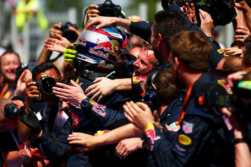 Alegría en Red Bull por la victoria de Max Verstappen