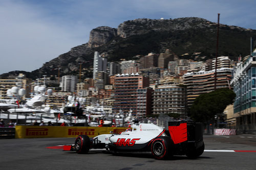 Romain Grosjean sigue el plan de Haas en Mónaco