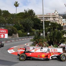 Daniil Kvyat y Sebastian Vettel juntos en vuelta cronometrada