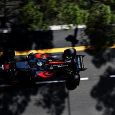 Fernando Alonso rueda con un motor actualizado