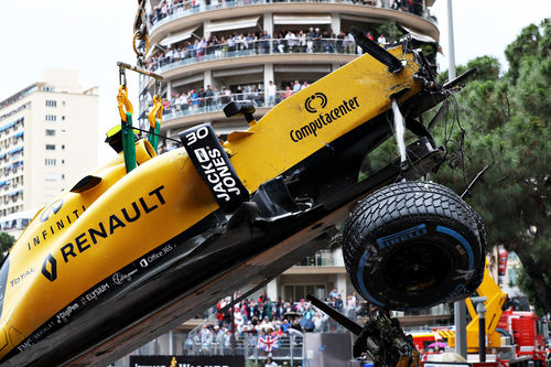 Coche roto de Jolyon Palmer