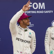 Saludo de Lewis Hamilton a los fans en Montreal