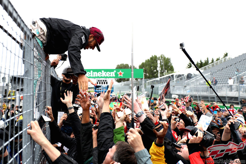 Las masas aclaman a Lewis Hamilton en Canadá