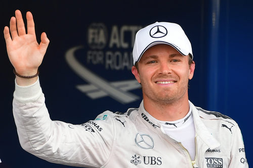 Nico Rosberg saluda a los presentes