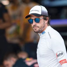 Fernando Alonso cae en la Q2 en Azerbaiyán