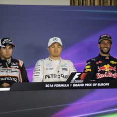 Rueda de prensa de Rosberg, Ricciardo y Pérez en Bakú