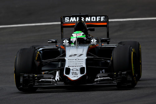 Nico Hülkenberg comprueba el rendimiento del Force India