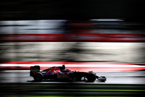 Daniil Kvyat vuela en el corto circuito de Spielberg