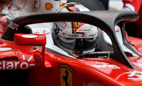 Sebastian Vettel prueba el halo de Ferrari en los entrenamientos