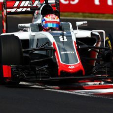 Romain Grosjean busca el tiempo con el blando