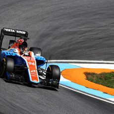 Pascal Wehrlein encara una curva en Hockenheim