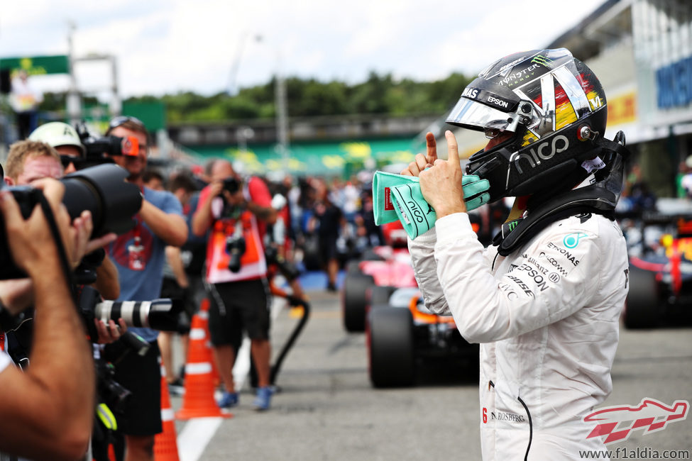 Pole en Alemania para Nico Rosberg