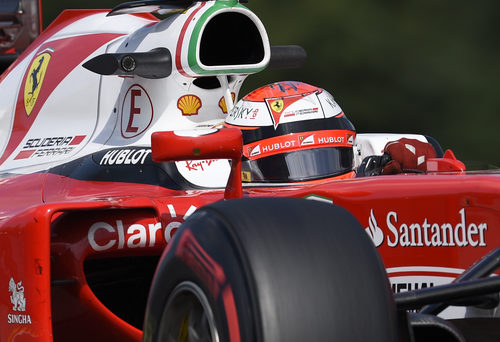 Kimi Räikkönen rueda durante los Libres 2 del GP de Bélgica 2016