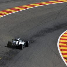 Nico Rosberg lidera la primera sesión en Spa