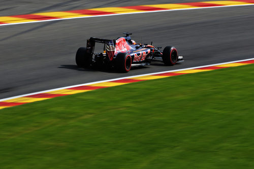 Tanda con el superblando para Daniil Kvyat