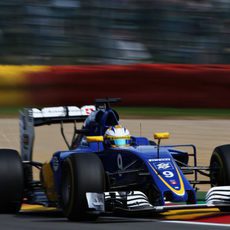 Marcus Ericsson vuela en el trazado de Spa