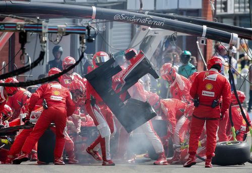 Cambio de alerón para Sebastian Vettel