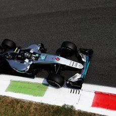 Nico Rosberg prueba su ritmo en tandas largas