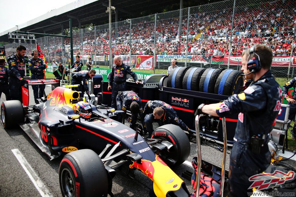 Max Verstappen se posiciona en parrilla de salida