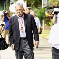 Bernie Ecclestone y Chase Carey en Singapur