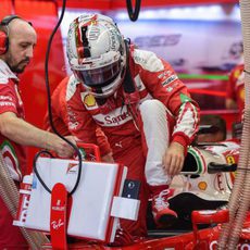 Sebastian Vettel se sube al Ferrari