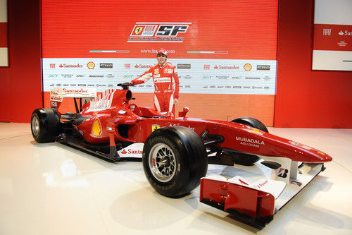 Fernado Alonso y el F10