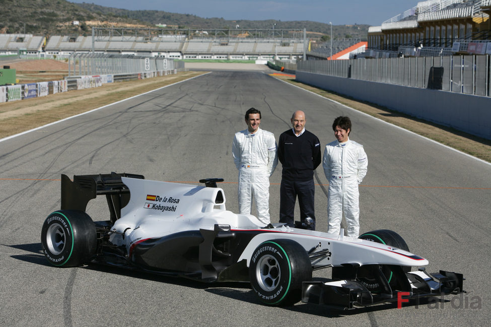 Peter Sauber con sus dos pilotos