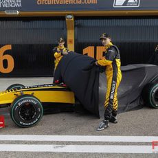 Petrov, Kubica y Boullier retiran la tela