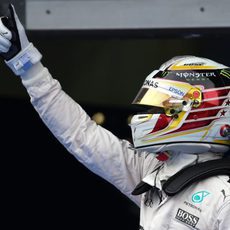 Lewis Hamilton triunfa con su octava pole del año