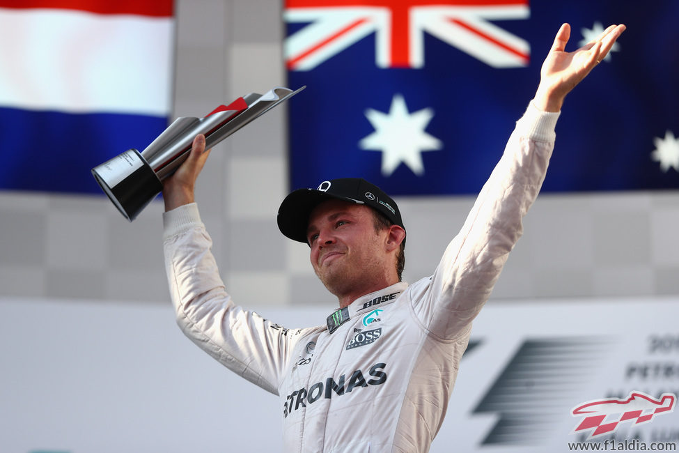 Remontada de Nico Rosberg hasta llegar al podio