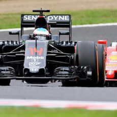 Fernando Alonso acaba la jornada en octava plaza