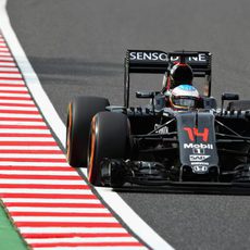 Bajo rendimiento de Fernando Alonso en clasificación