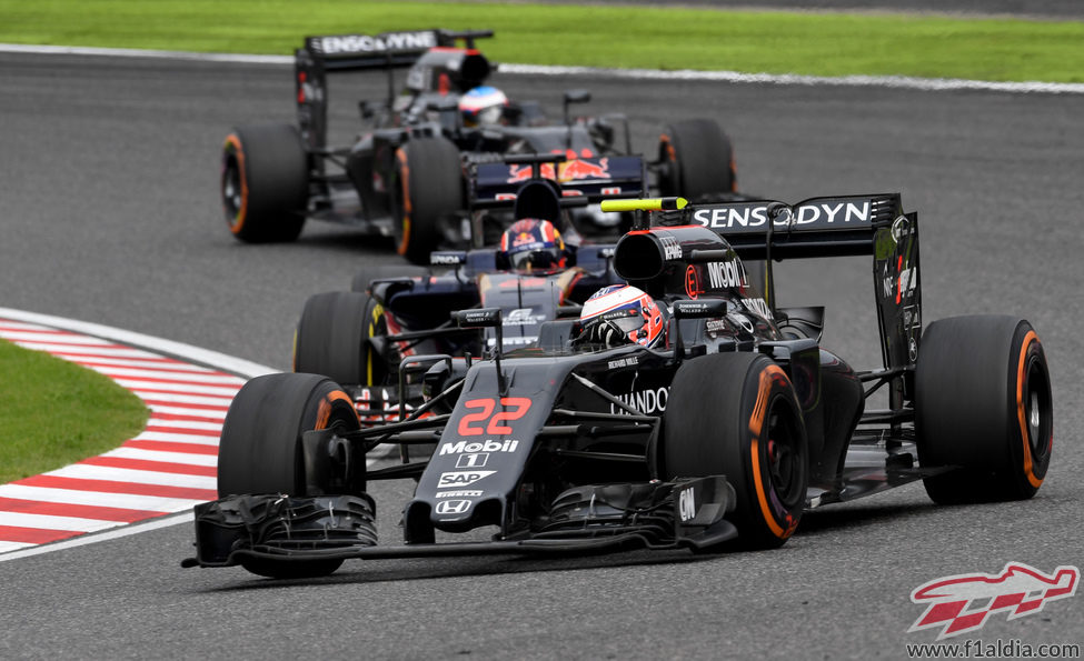 Jenson Button se marcha sin puntos de Japón