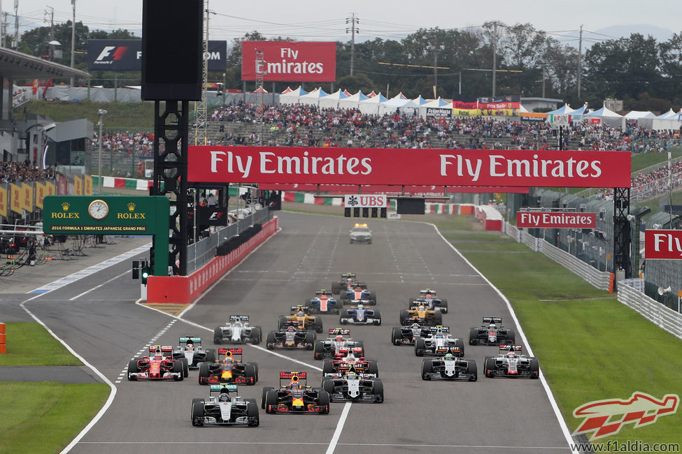 Salida del GP de Japón 2016