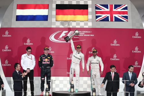 Rosberg, Verstappen y Hamilton en el podio de Japón