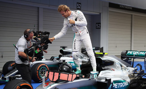 Nico Rosberg triunfa en Suzuka