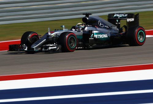 Prueba con el superblando para Lewis Hamilton