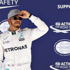 Hamilton gana la partida del sábado al lograr la pole