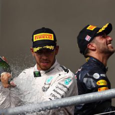 Nuevo podio para Lewis Hamilton y Daniel Ricciardo