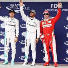 Hamilton se impone a Rosberg y Räikkönen en clasificación