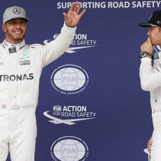 Nico Rosberg deberá batir a su compañero en pista