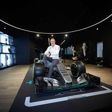 Valtteri Bottas sobre el W06 de Nico Rosberg