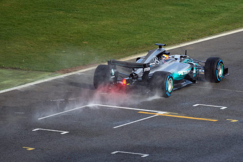 El W08 bajo la lluvia