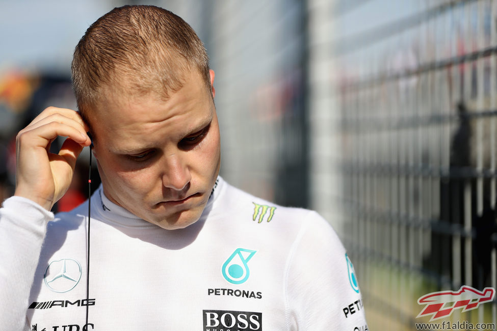 Valtteri Bottas se estrenó en carrera con Mercedes